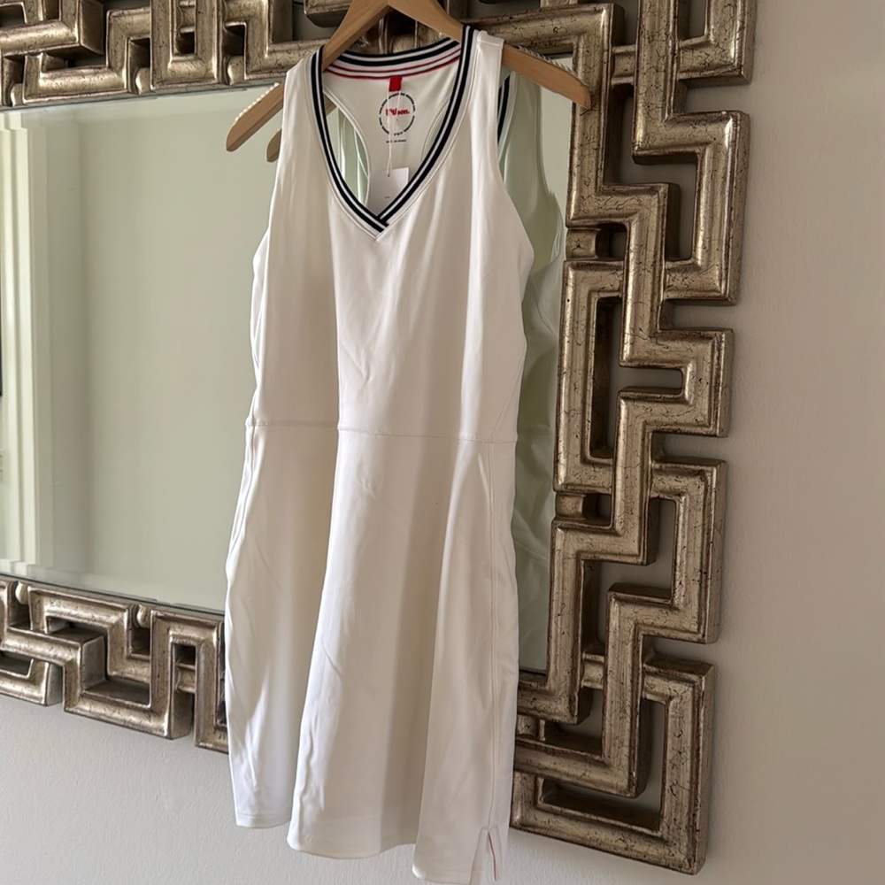 NET Wilson classic tennis 🎾 dress size L!!